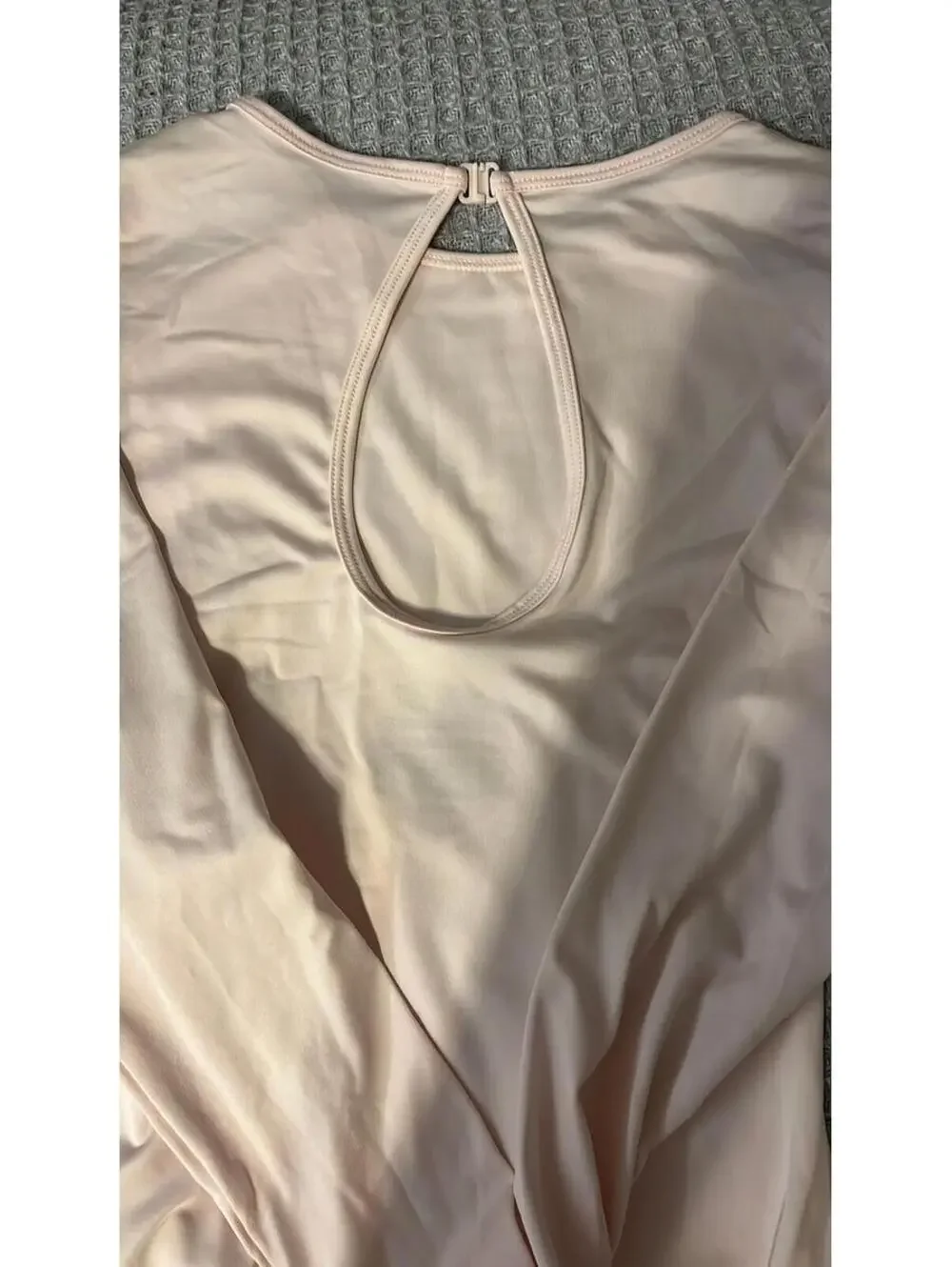 Leotard Girls Size 16/18 Long Sleeve Gymnastics/Dance Light Pink